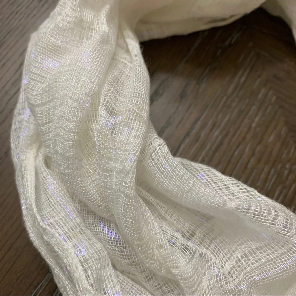Children’s Place iridescent white infinity scarf